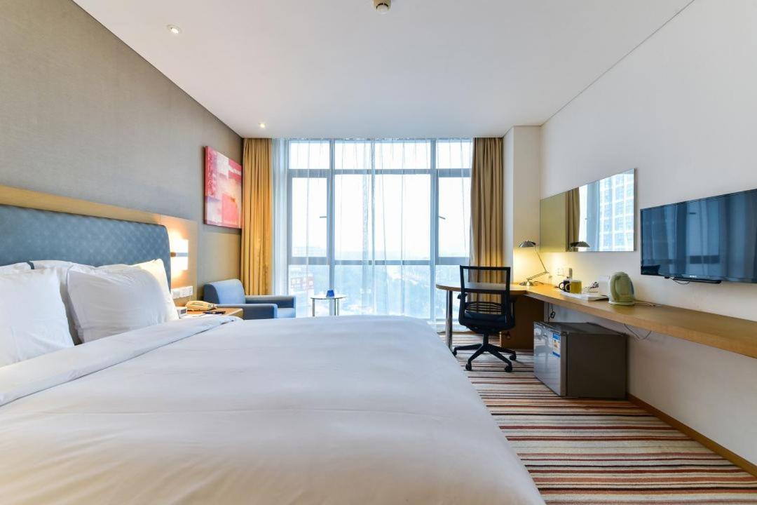Holiday Inn Express Shanghai Jiading Industry Park By Ihg Екстериор снимка