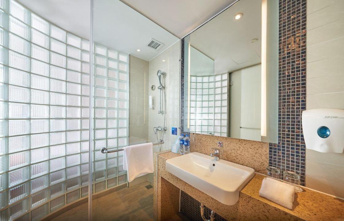 Holiday Inn Express Shanghai Jiading Industry Park By Ihg Екстериор снимка