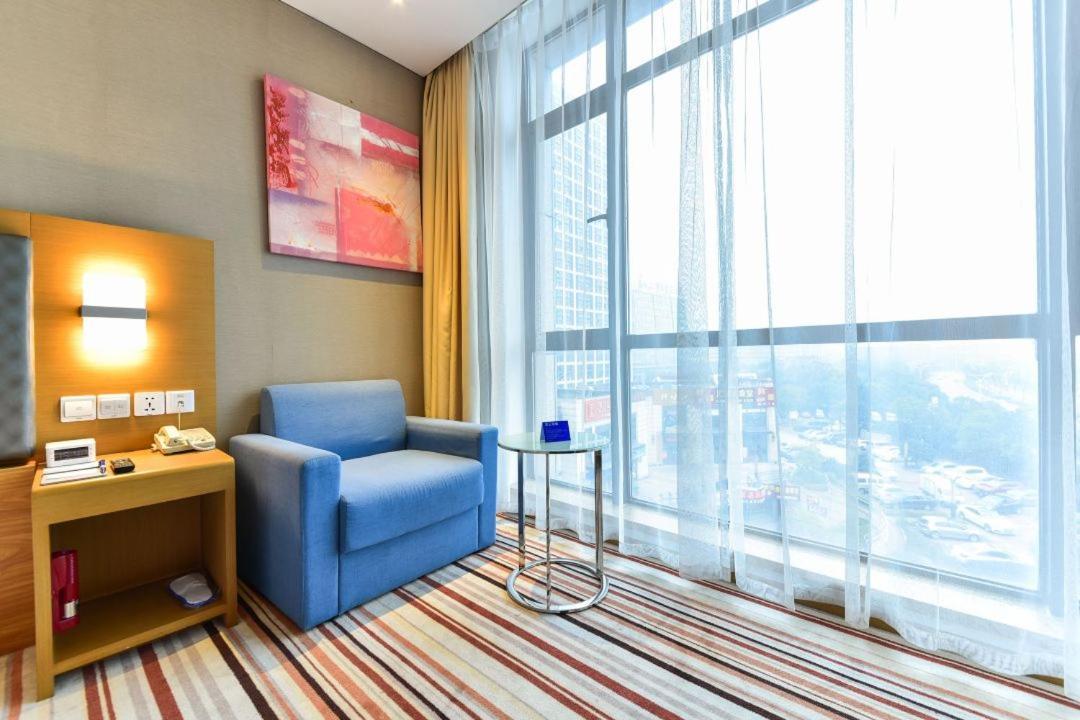 Holiday Inn Express Shanghai Jiading Industry Park By Ihg Екстериор снимка