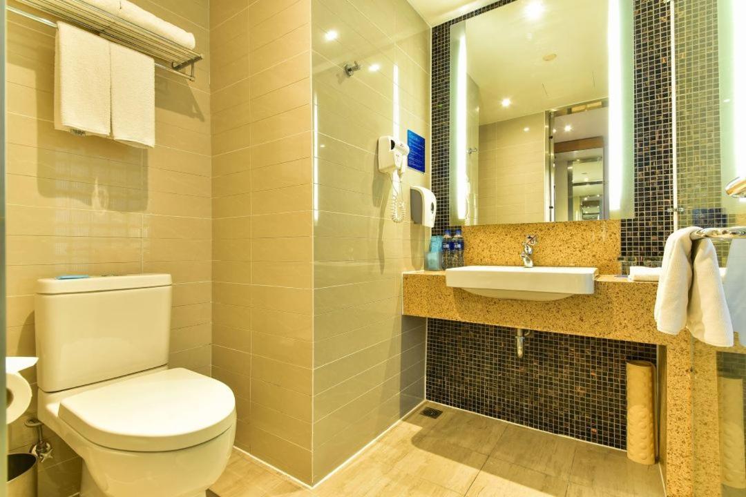 Holiday Inn Express Shanghai Jiading Industry Park By Ihg Екстериор снимка